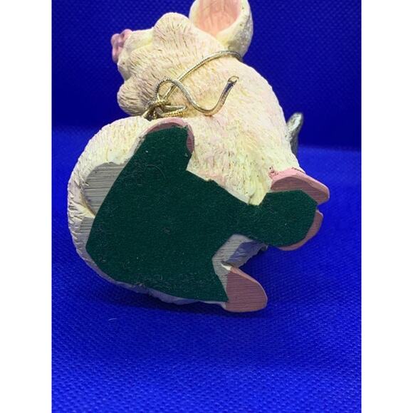 Pig with Wings Figurine by Pete Apsit - Picture 7 of 8